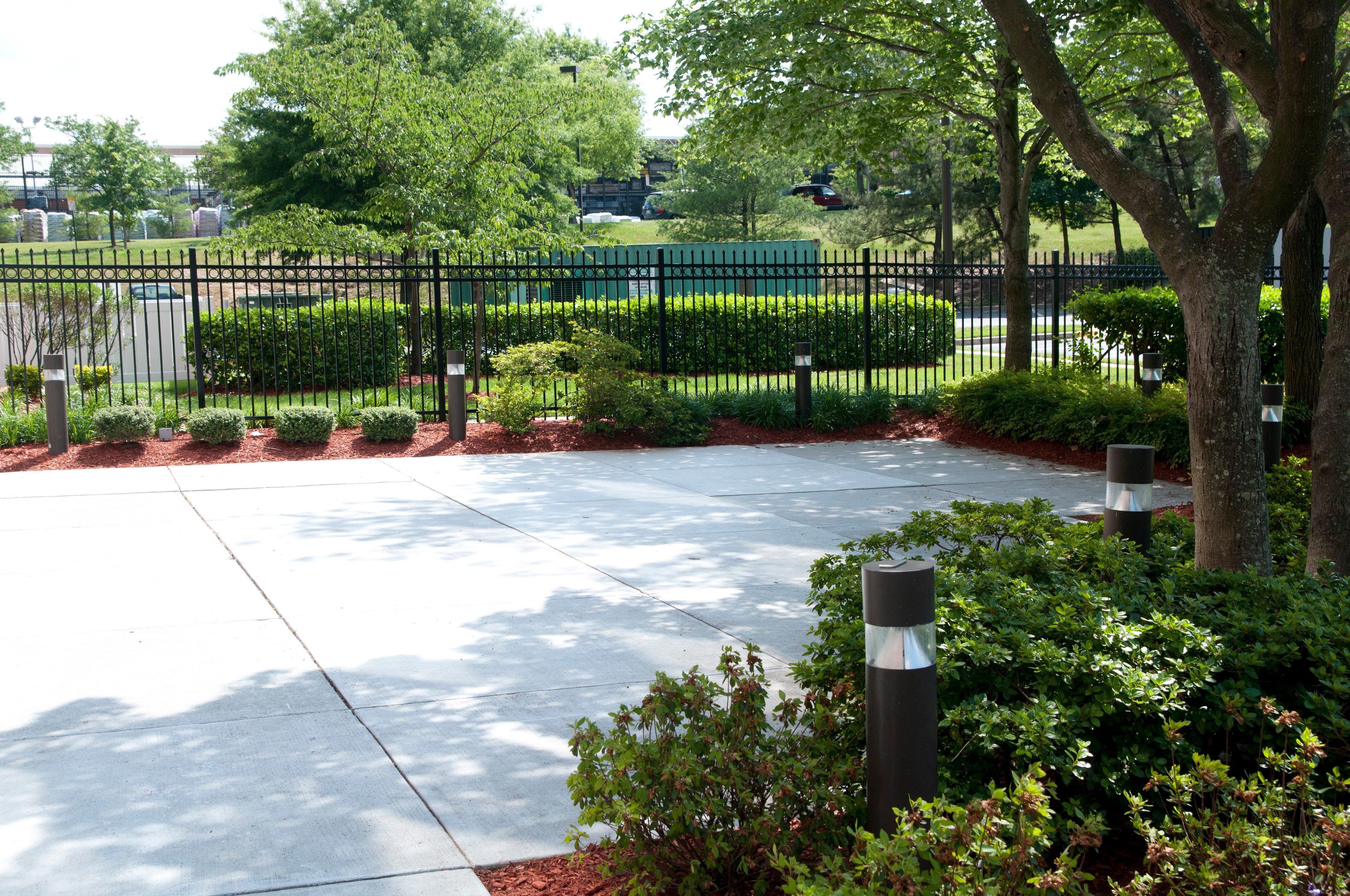 Holiday Inn Express & Suites Laurel Lakes By Ihg Bagian luar foto