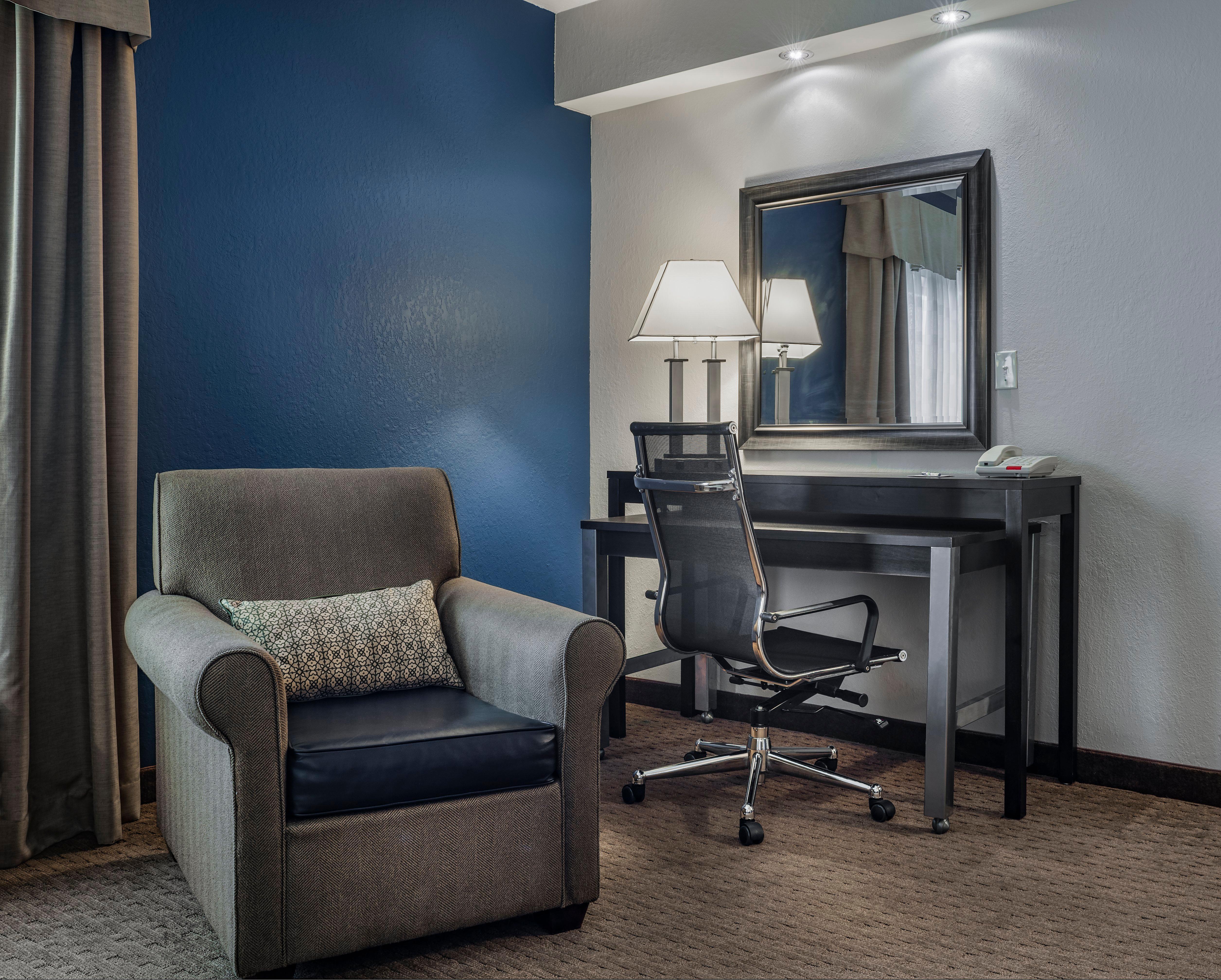Holiday Inn Express & Suites Laurel Lakes By Ihg Bagian luar foto