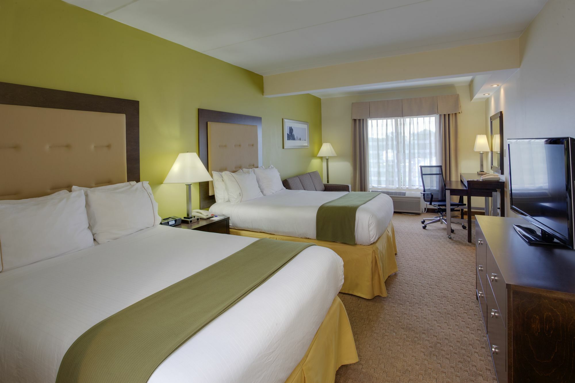 Holiday Inn Express & Suites Laurel Lakes By Ihg Bagian luar foto